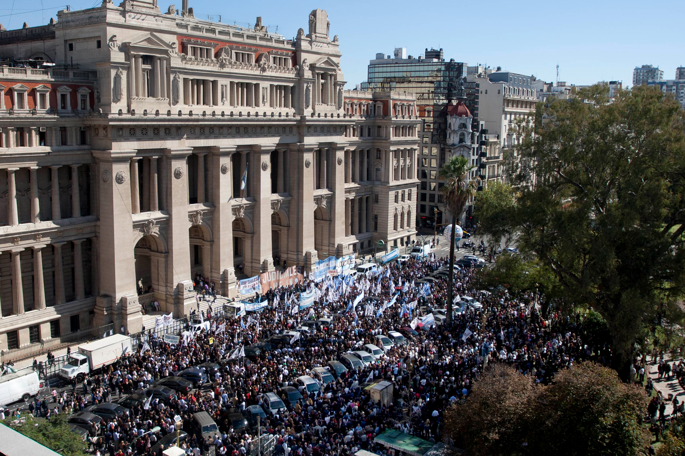 Edificio del Poder Judicial de la Nación - Sede donde trabajan los empleados afiliados a UEJN